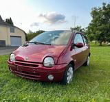Renault Twingo 1 TÜV bis 10/26 - Renault Twingo aus 2003 mit Benzin-Antrieb: Kleinwagen