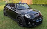 MINI Cooper S Cabrio Cooper S - schwarze MINI Cooper S Cabrio