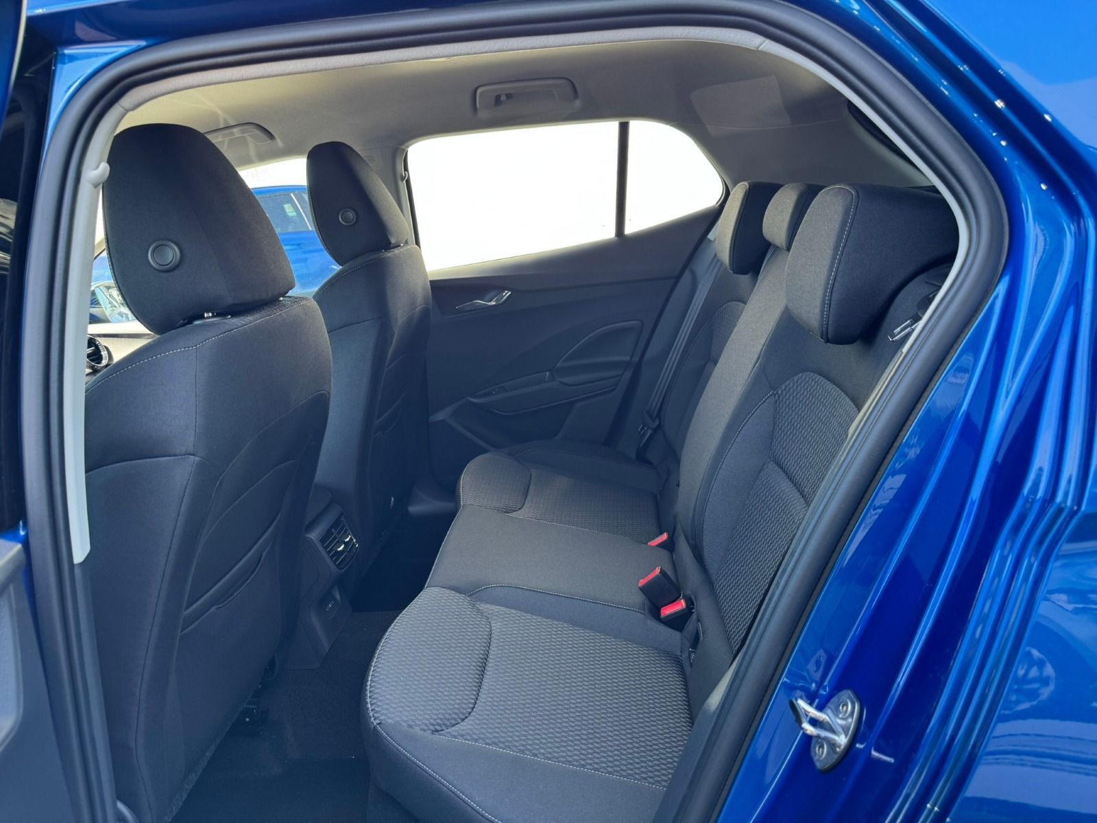 Fahrzeugabbildung SKODA Fabia Selection 1,0 TSI 70 kW 5-Gang-Schaltgetri
