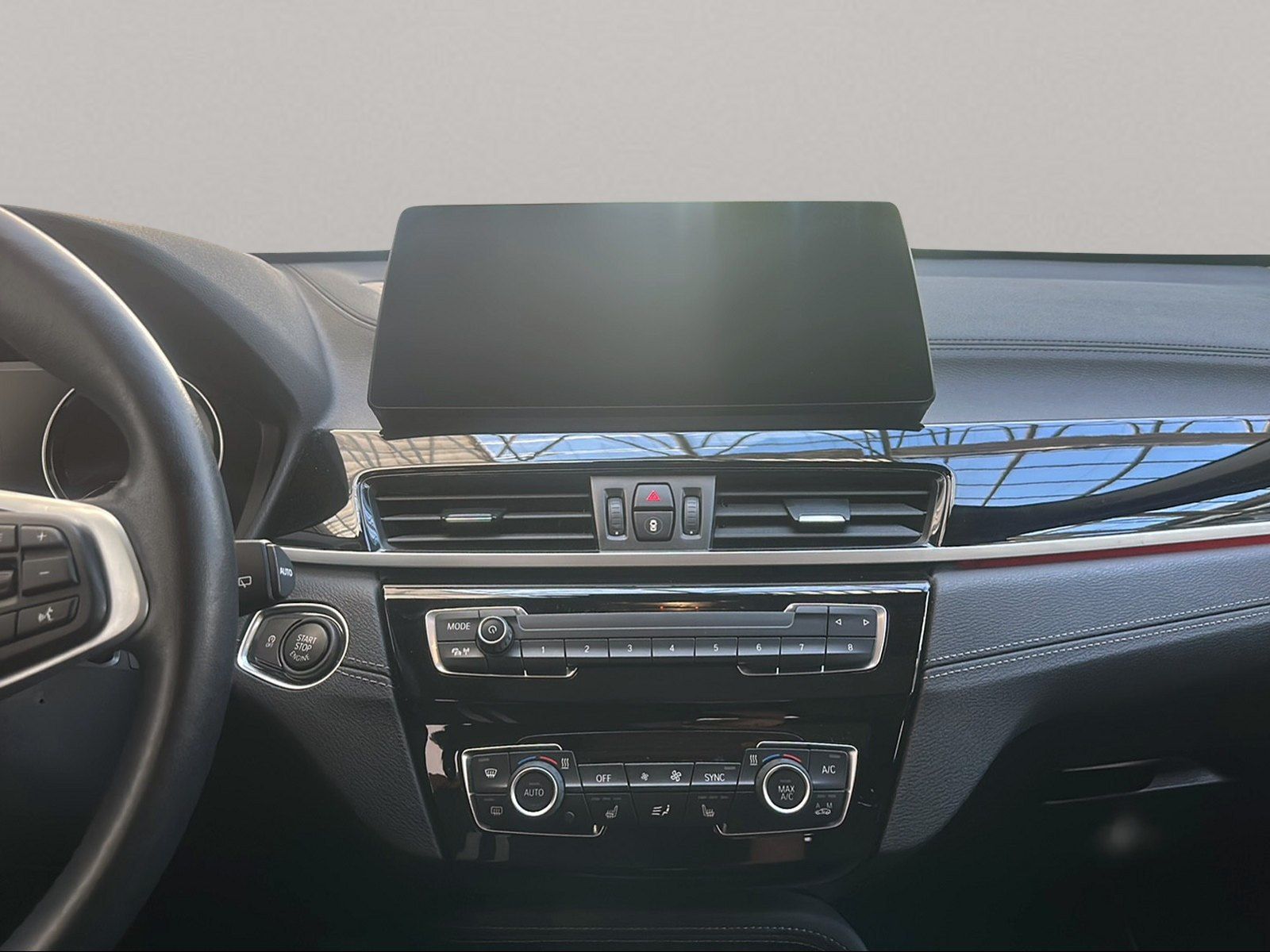BMW X1 sDrive18d Sport Line Navi AHK Head-Up Kamera foto 12