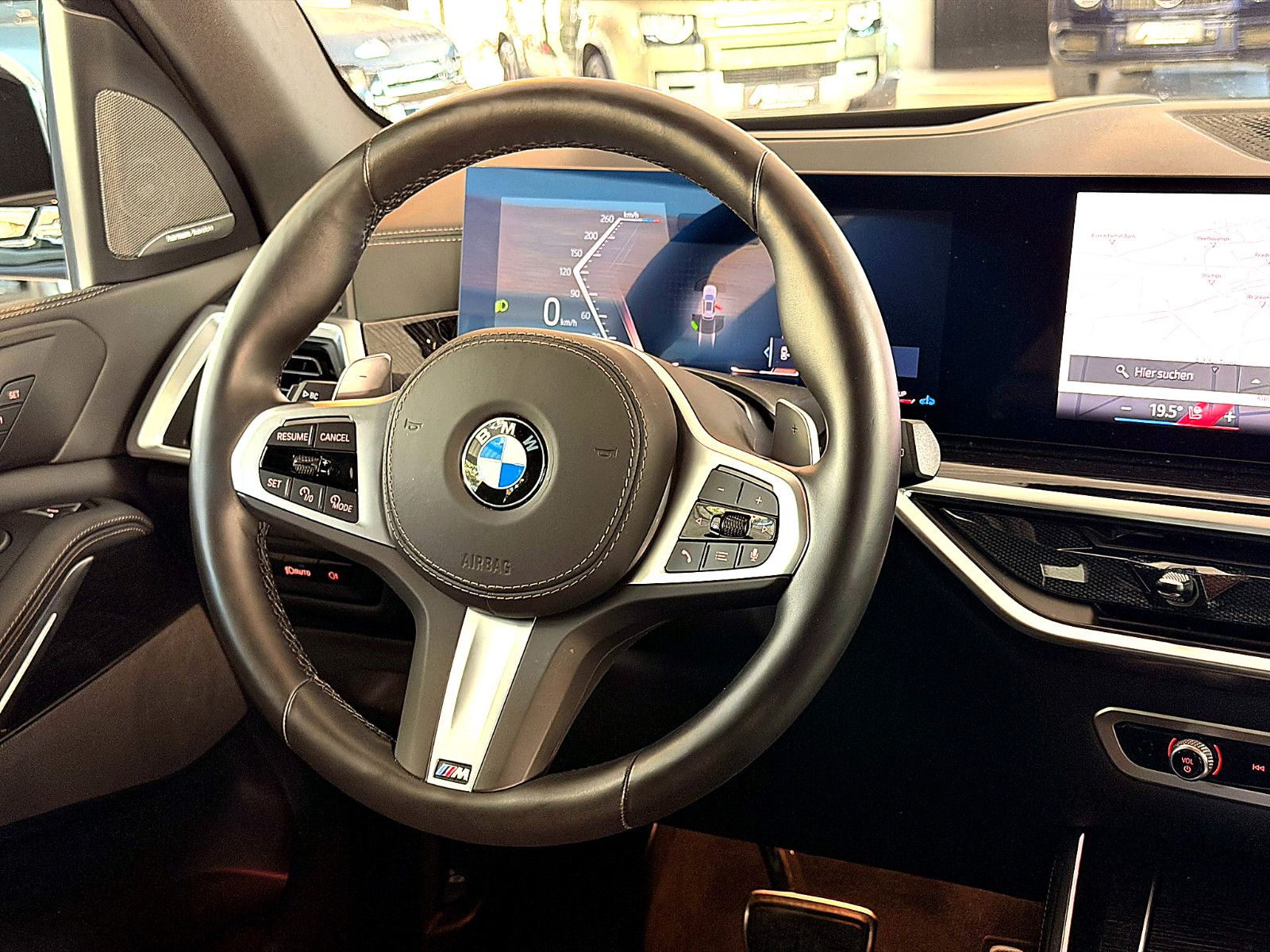 Fahrzeugabbildung BMW X5 30 d xDrive M Sport/HEAD-UP/360°/SOUND/AMBIEN