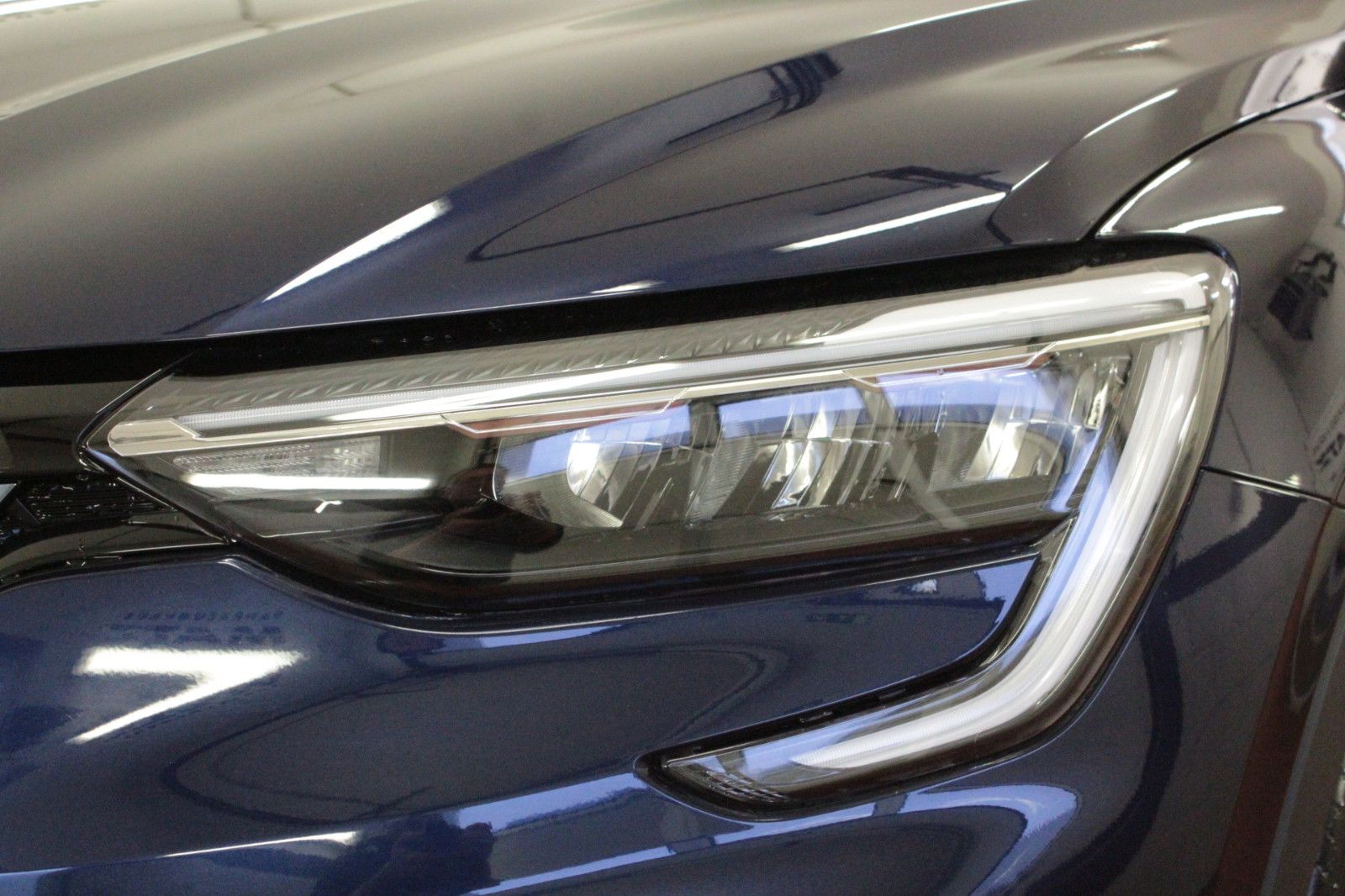 Fahrzeugabbildung Renault Arkana E-TECH Full Hybrid 145 Esprit Alpine BOSE