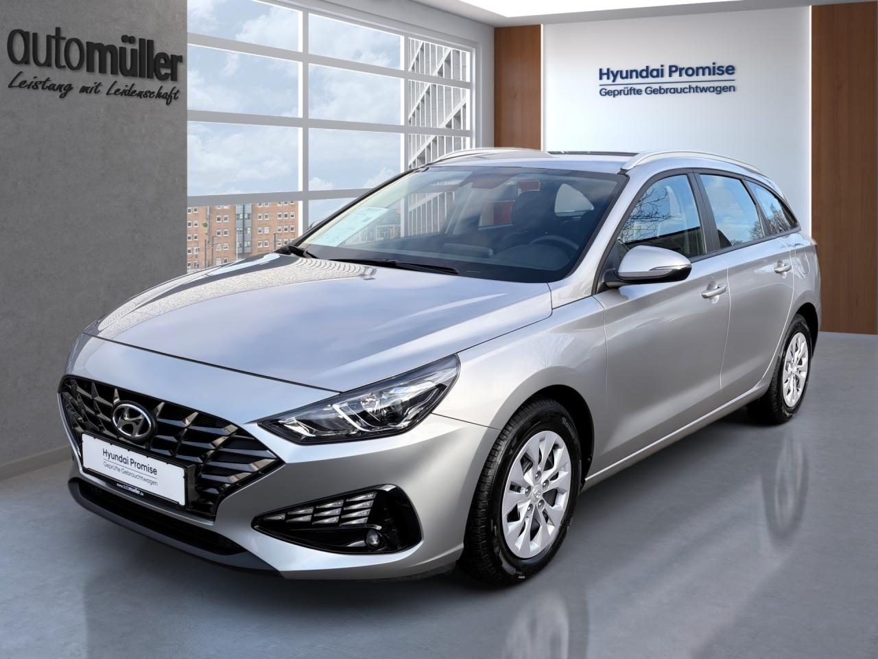 Hyundai i30 Kombi AT*TEMPOMAT*CARPLAY*ISOFIX*USB*KLIMAA*