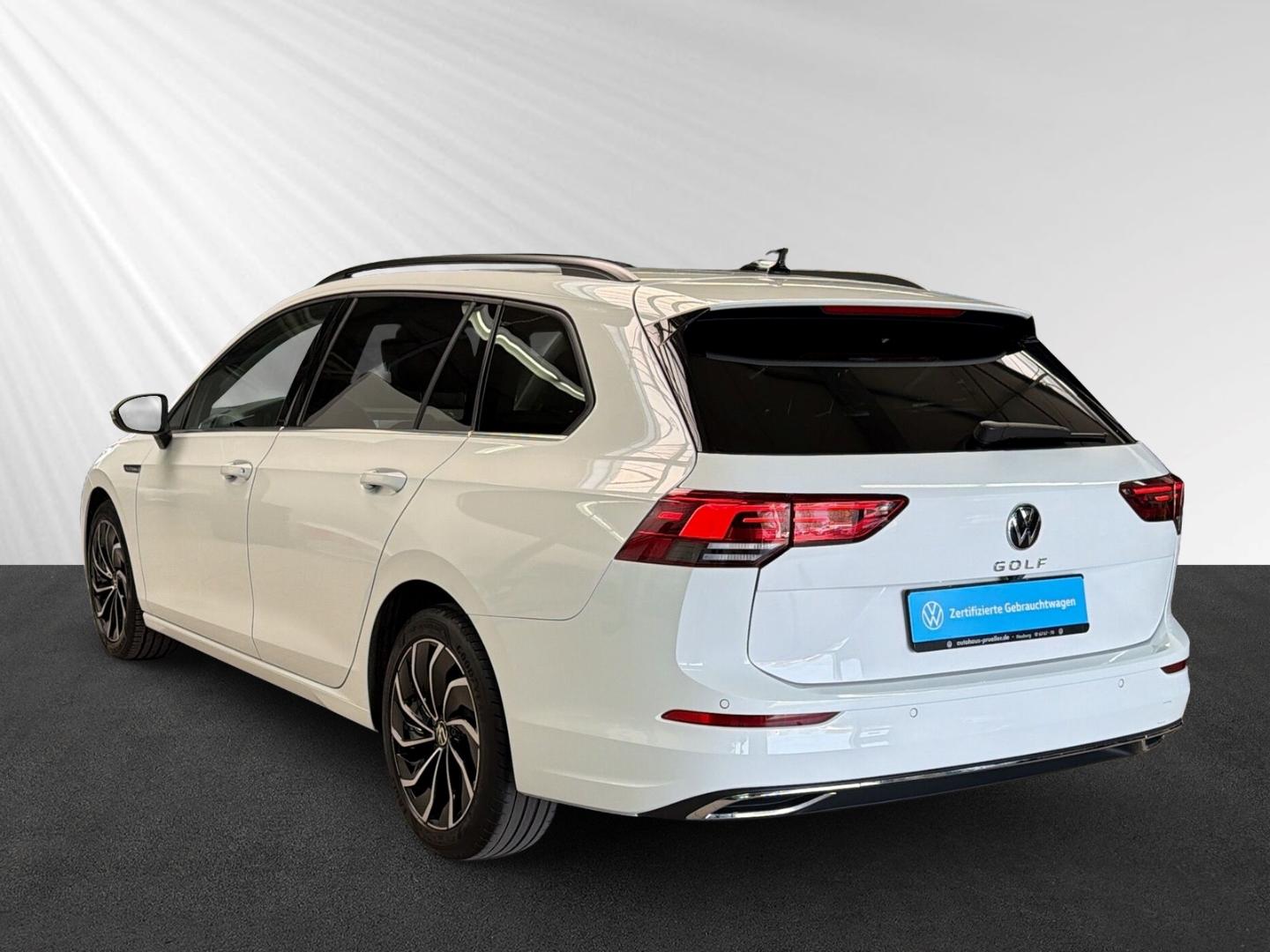Volkswagen Golf Variant 2.0 TDI Style DSG ACC+Kamera+Sthz