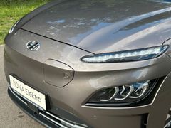 Fahrzeugabbildung Hyundai KONA EV Trend 150 kW *RW484KM*Navi*LED*ACC*RFK*
