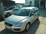 Ford Focus Turnier Trend*1,6i*Klima*5.Gang** - Ford Focus aus 2006: Turnier