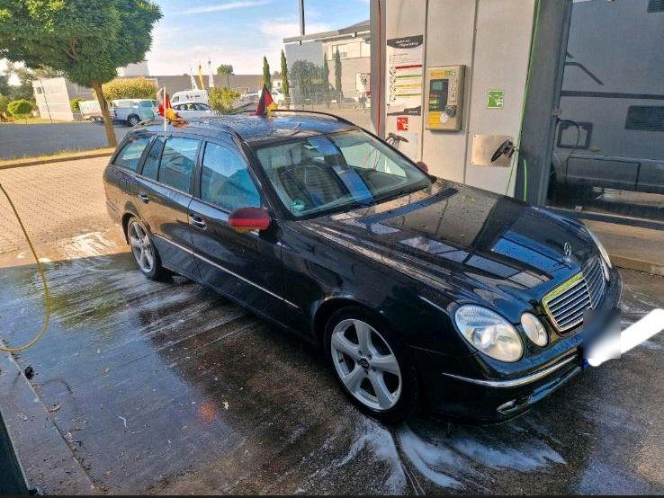 Mercedes-Benz E320 2004 — photo 6