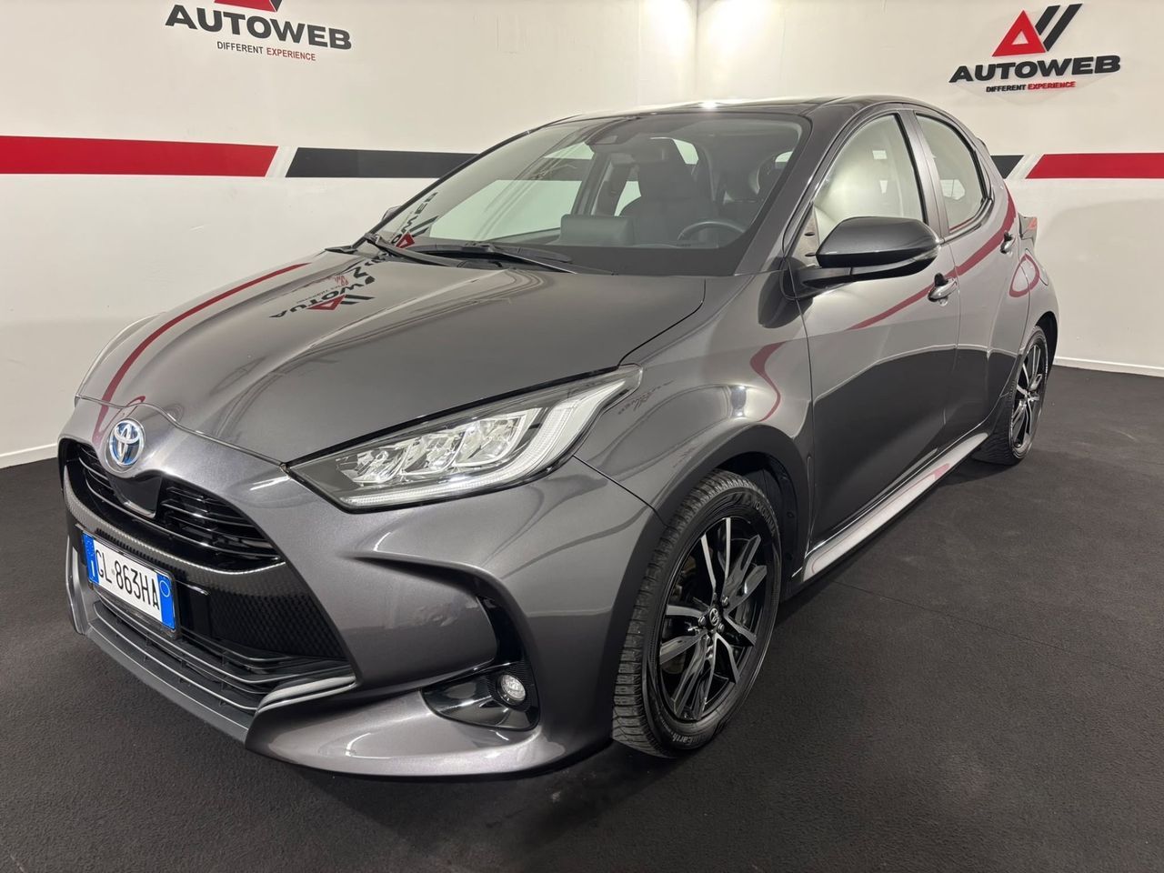Toyota Yaris 1.5 Hybrid 116 CV Lounge