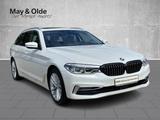 BMW 530 i Touring Luxury HUD StandHZG Pano Navi Lede - BMW 5er Reihe: Weiß