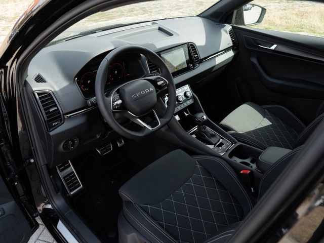 Karoq 2.0 TDI Sportline DSG AHK+MATRIX+RFK+NAVI