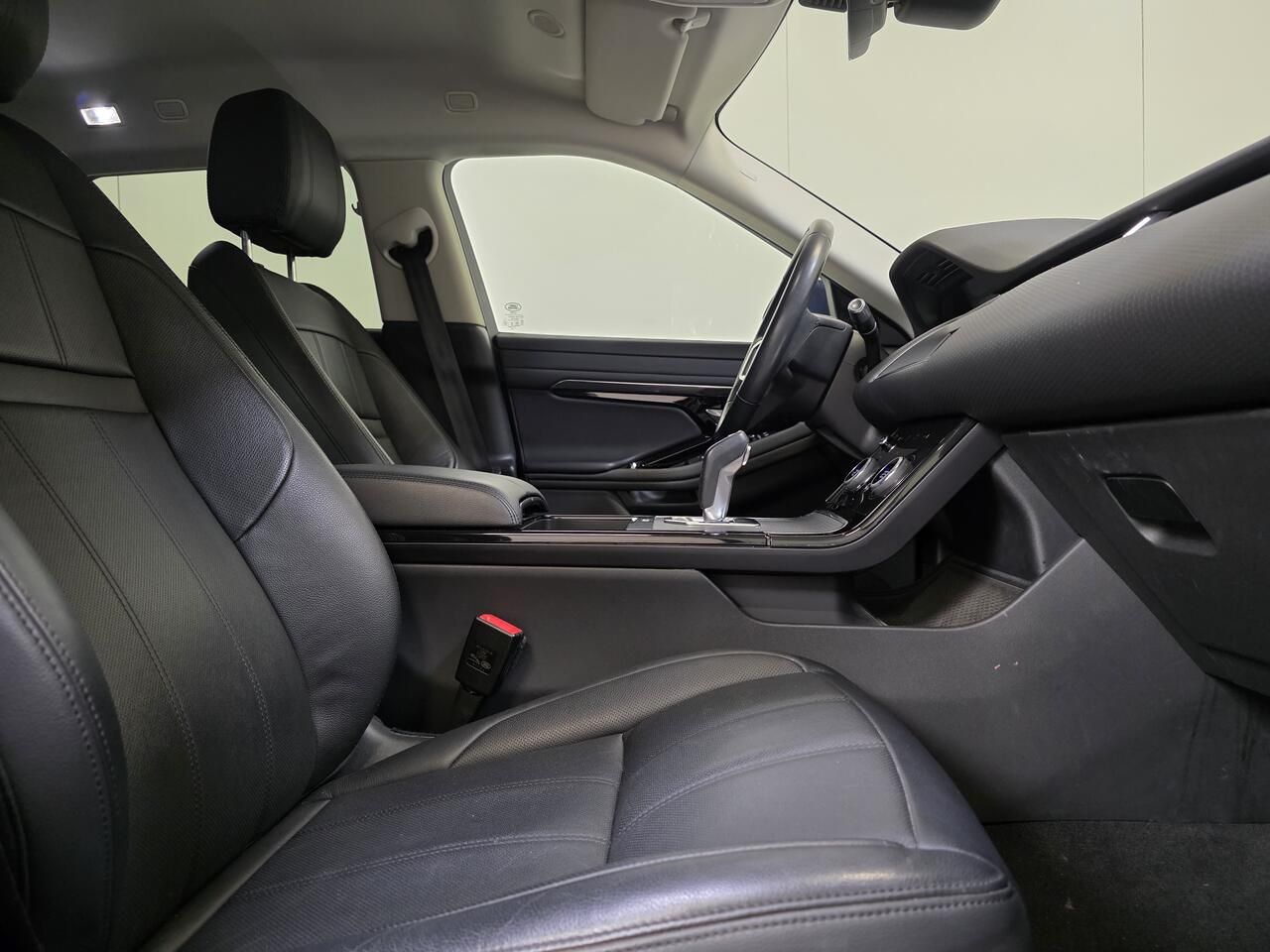 Land Rover Range Rover Evoque S P160 Benzine Autom. - GPS - imagem 2