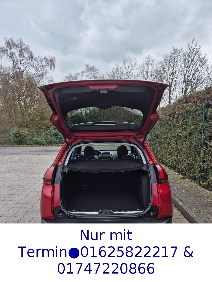 Peugeot 2008 Allure*PANO*LEDER*NAVI*R-CAM