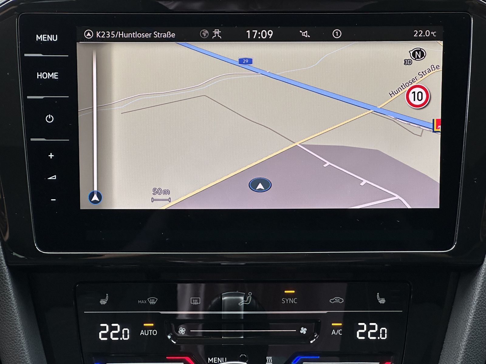 Fahrzeugabbildung Volkswagen Passat Variant 2.0 TDI DSG Business NAV+LED+360°