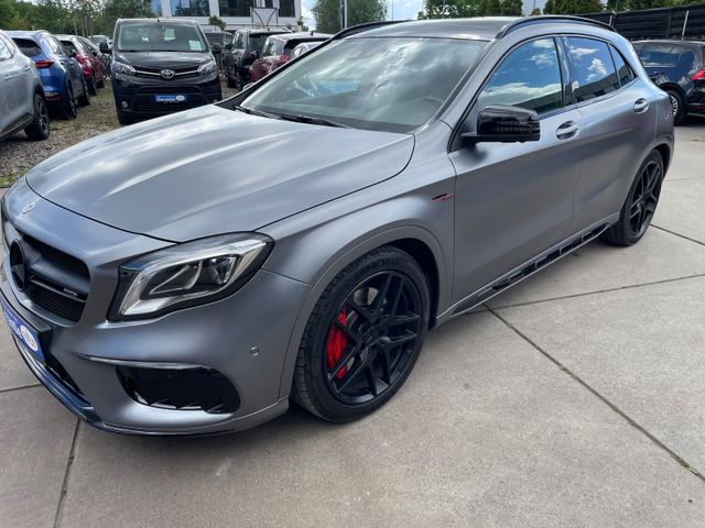 MERCEDES-BENZ GLA 45 AMG 4Matic/Navi/Leder/Pano/SitzHeiz/LED