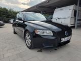 Volvo V50 Kombi D2 Kinetic - gebrauchte Volvo V50 aus dem Jahr 2012