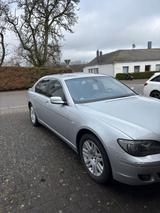BMW 740i E65 - BMW 7er Reihe: E65