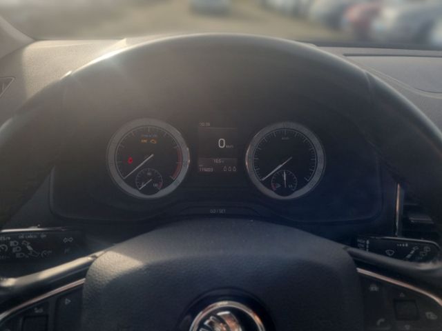 Fahrzeugabbildung SKODA Karoq 1.5 TSI Style AHK INFOTAIMENT BOLERO CLIMA