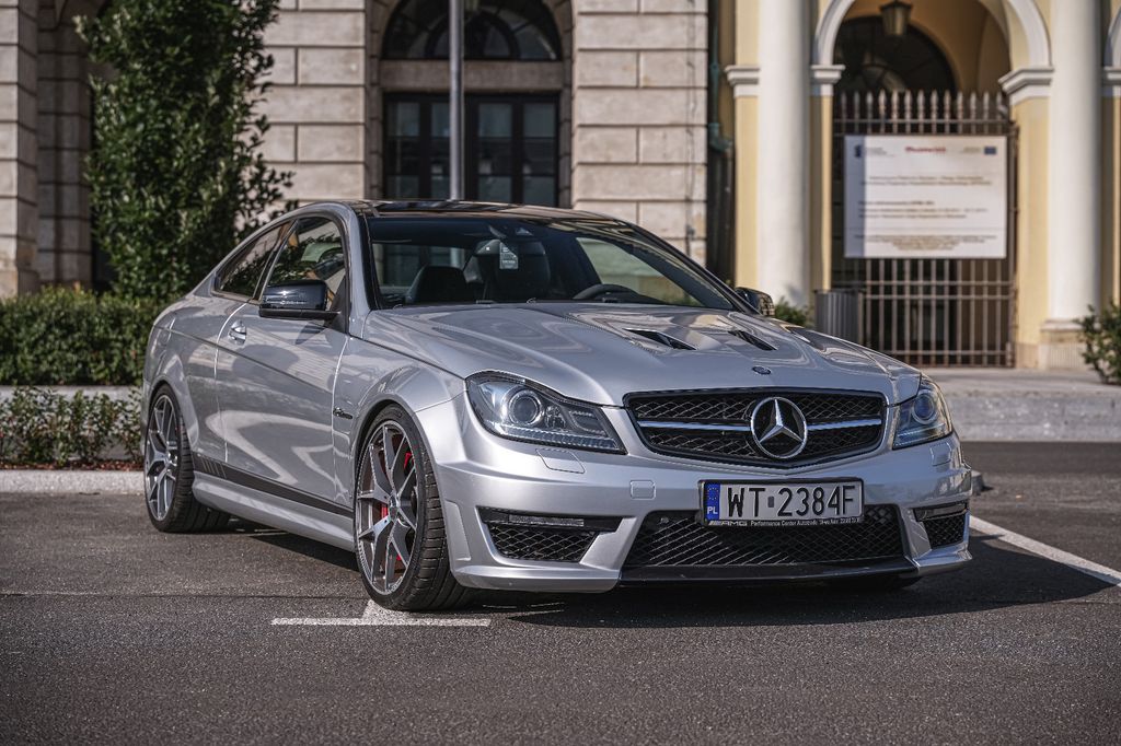 Mercedes-Benz C 63 AMG