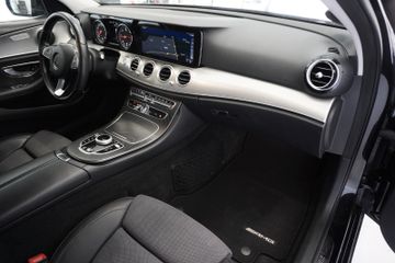 Mercedes E 220 - 11