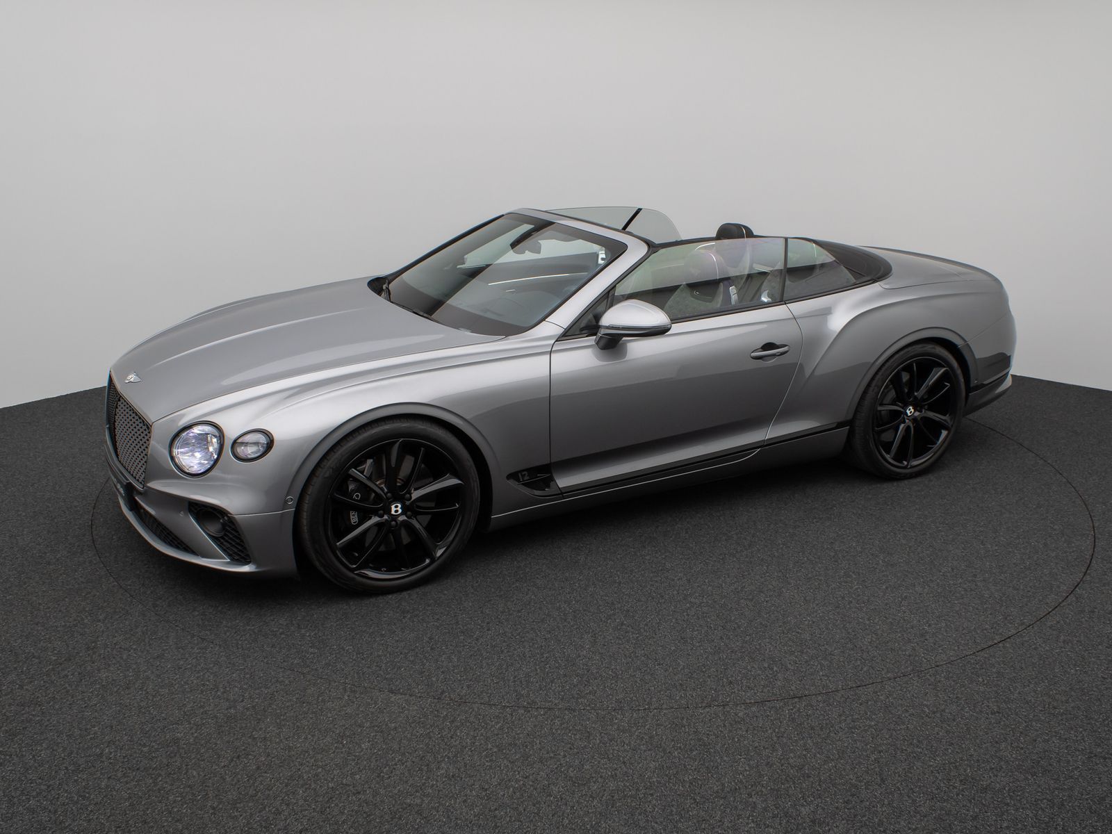 Fahrzeugabbildung Bentley Continental GTC W12 Mulliner 360°HUD NightVision