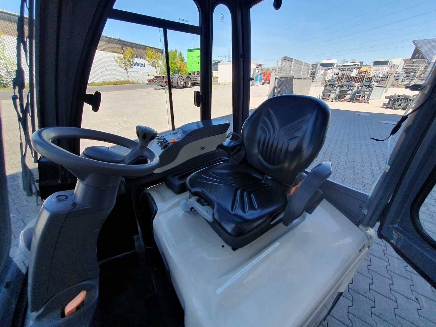 Fahrzeugabbildung Andere Crown SCT6020-1.3 /Triplex: 4.30m /Batterie 2020