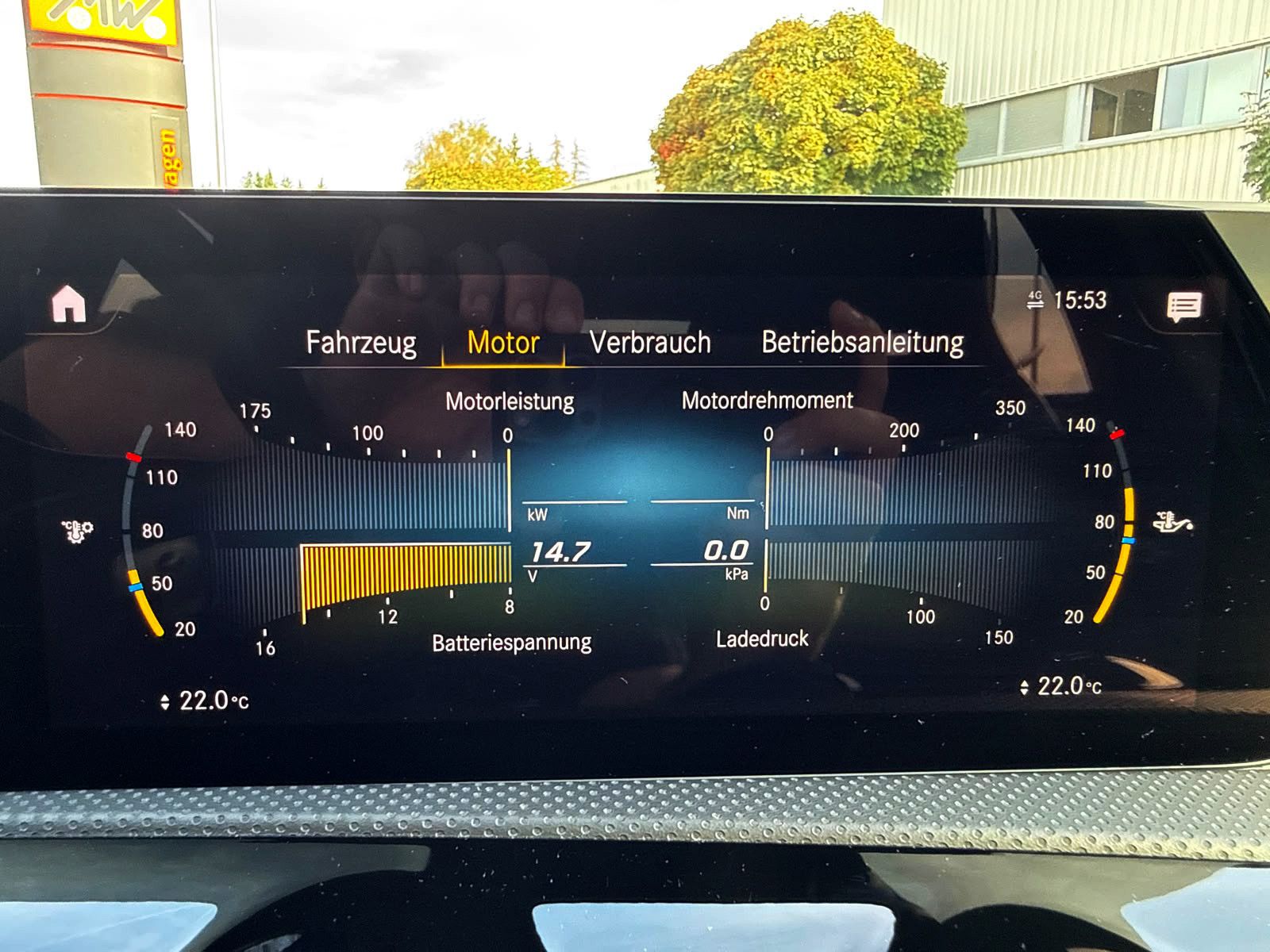 Fahrzeugabbildung Mercedes-Benz A250 4Matic Advanced AMG-Line HUD 360° ACC AMBI