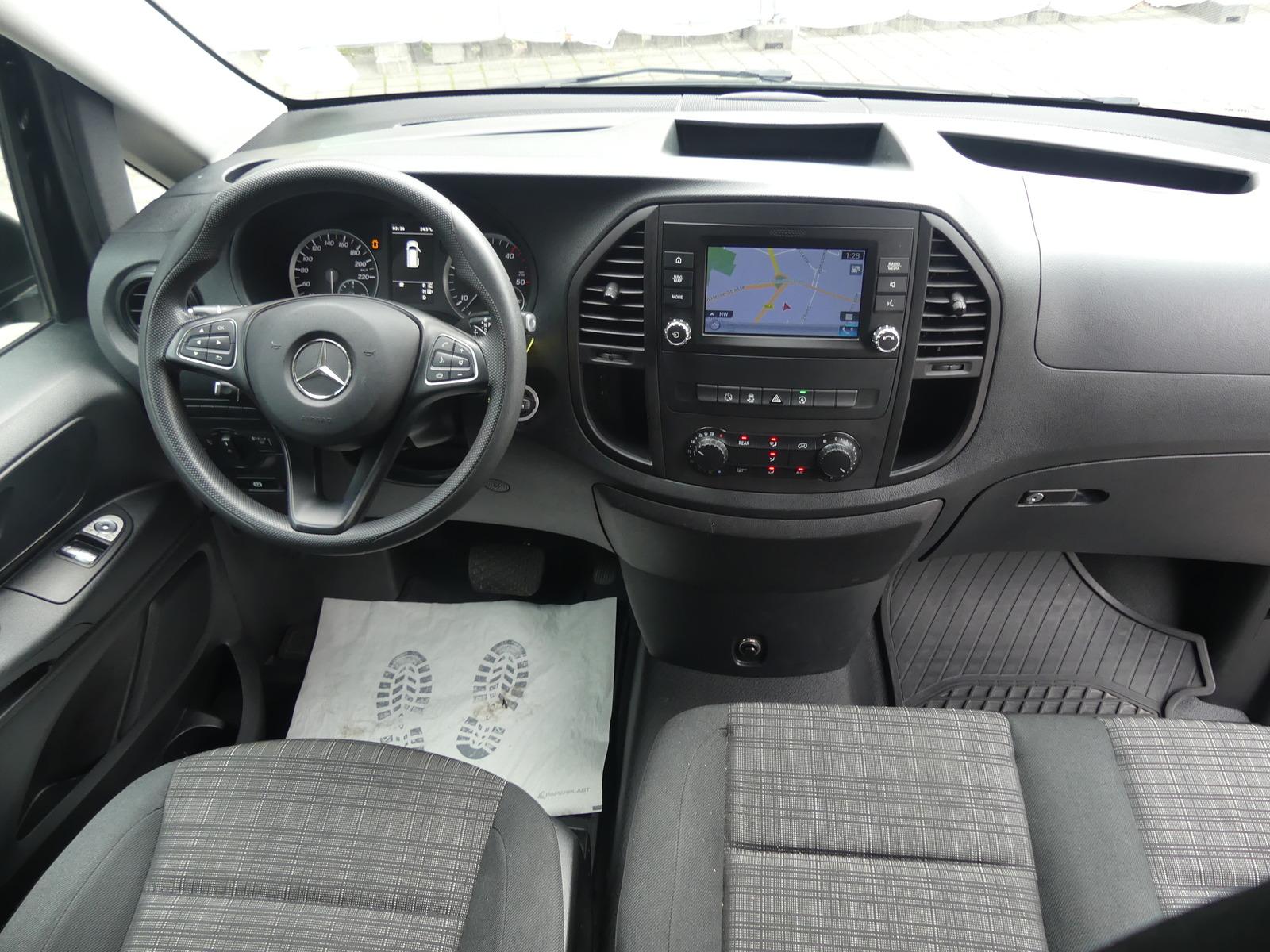 Mercedes-Benz Vito Tourer 116 CDI XL Pro 9-SITZE/NAVI/TEMPO/AH