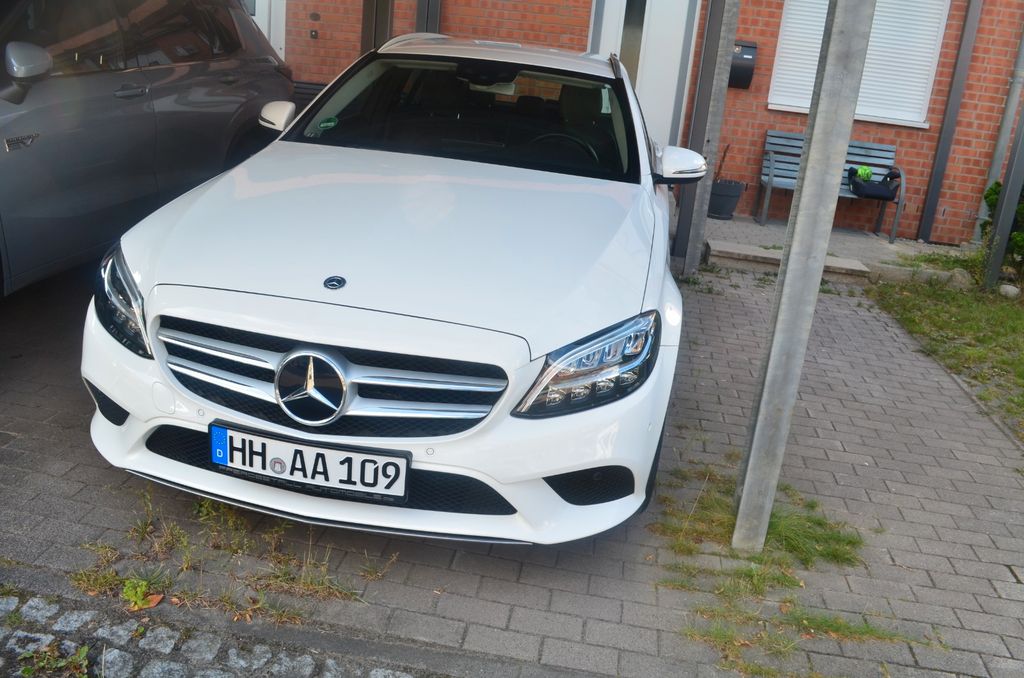 Image of Mercedes-Benz C 180