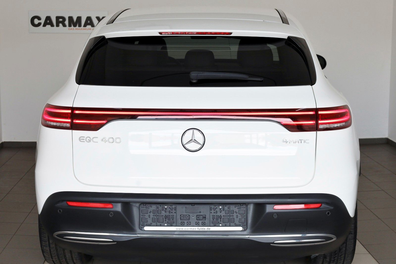 Fahrzeugabbildung Mercedes-Benz EQC 400 4M Leder,Navi,Multibeam LED,Park Paket