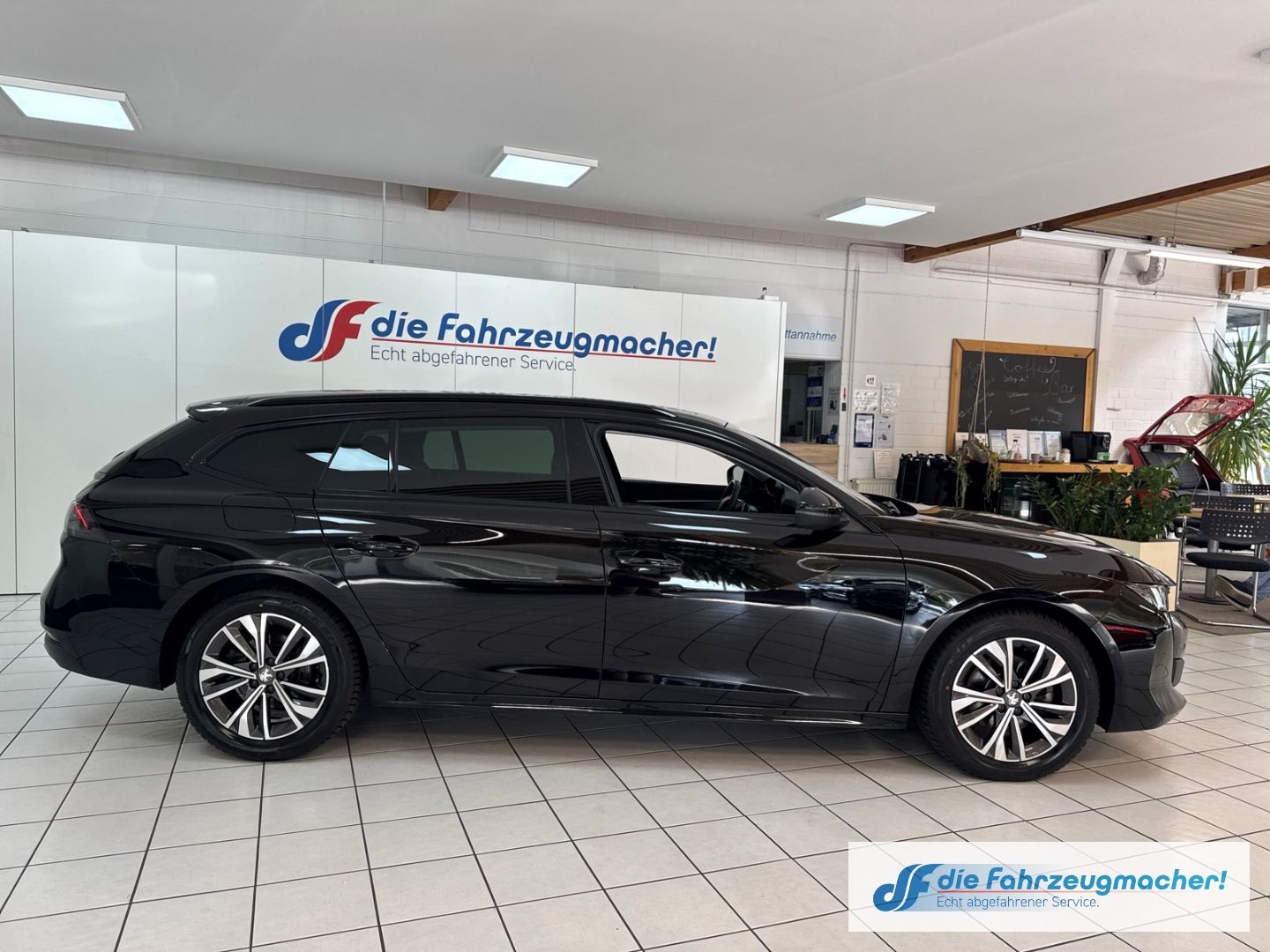 Fahrzeugabbildung Peugeot 508 SW Allure Pack 1.5 BlueHDi 130 EU6d Navi 360