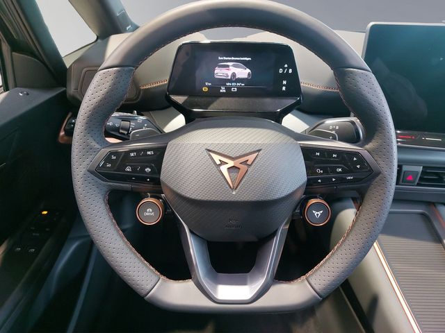 Born VZ 79 kWh SHZ KAMERA NAVI ACC HUD LED PANO