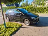 Mercedes-Benz B 180 CDI - Sports Tourer - Mercedes-Benz: Sports Tourer