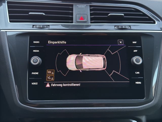 Volkswagen Tiguan R-Line 1.5 TSI DSG*BLACK*DIGITAL*LED*NAVI