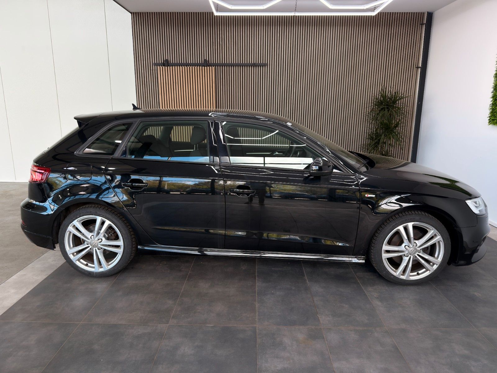 Audi A3 Sportback 35 TDI S-Line S-Tronic ACC Navi foto 4