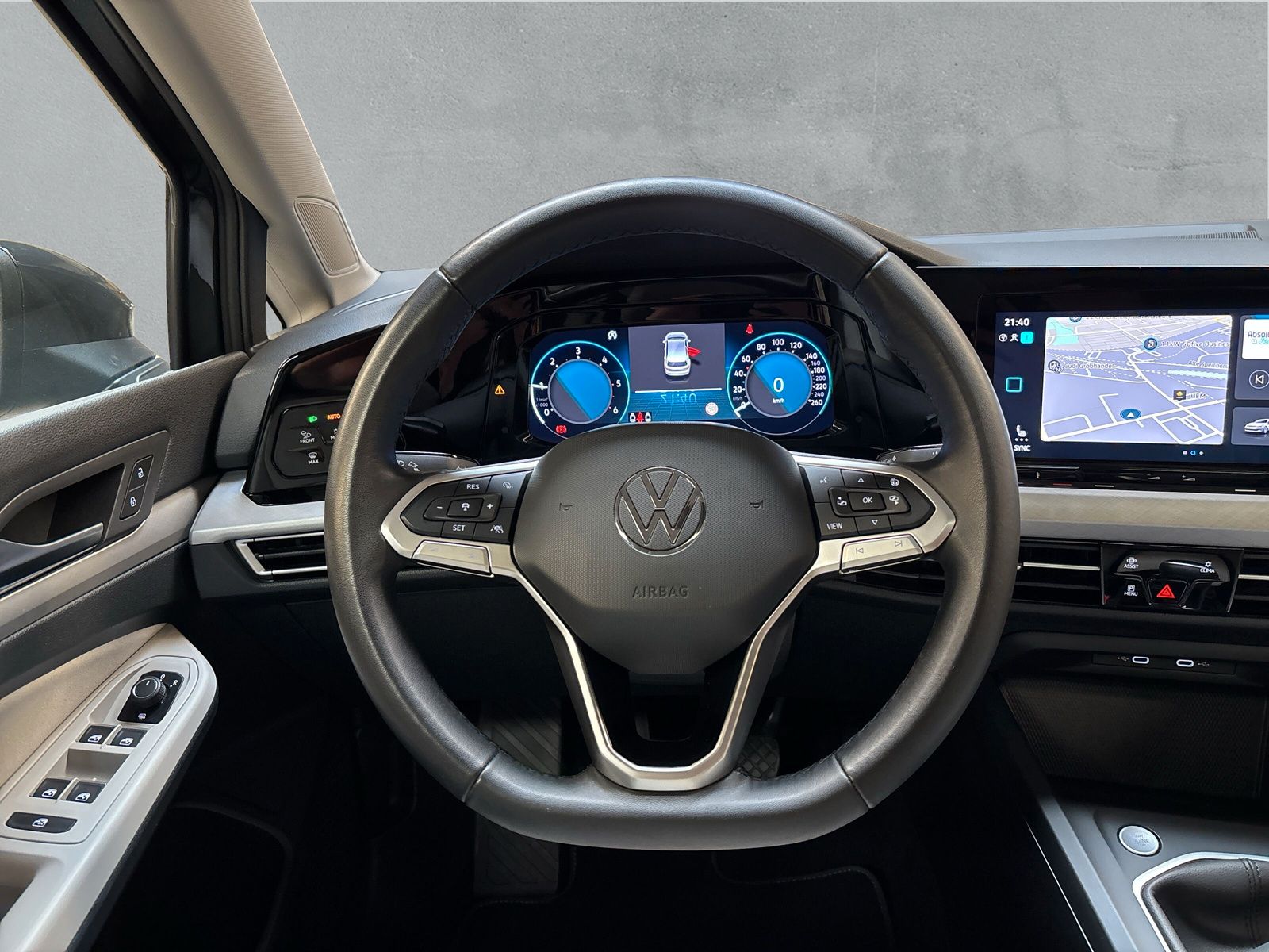 Fahrzeugabbildung Volkswagen Golf 2.0 TDI Life Keyless Pano  Kamera ACC