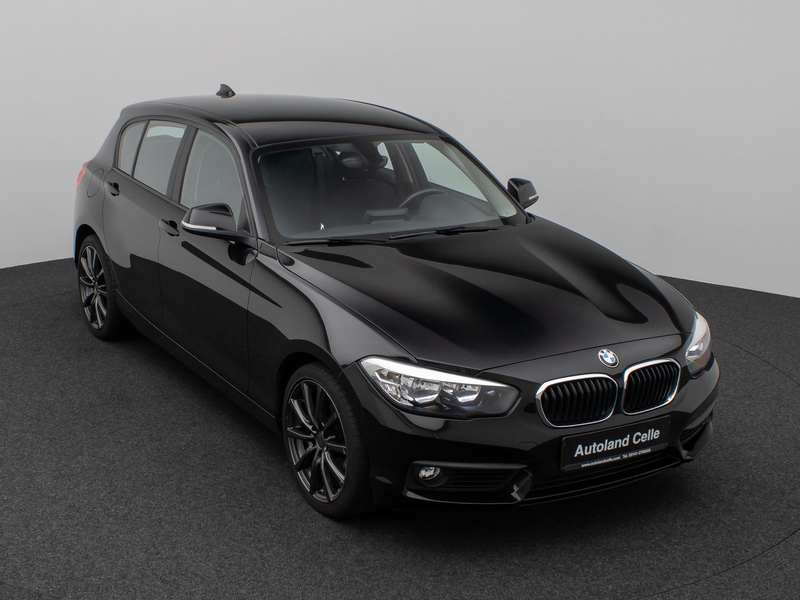 Fahrzeugabbildung BMW 118i  Sitzheizung PDChint Geschwindigkeitsreg