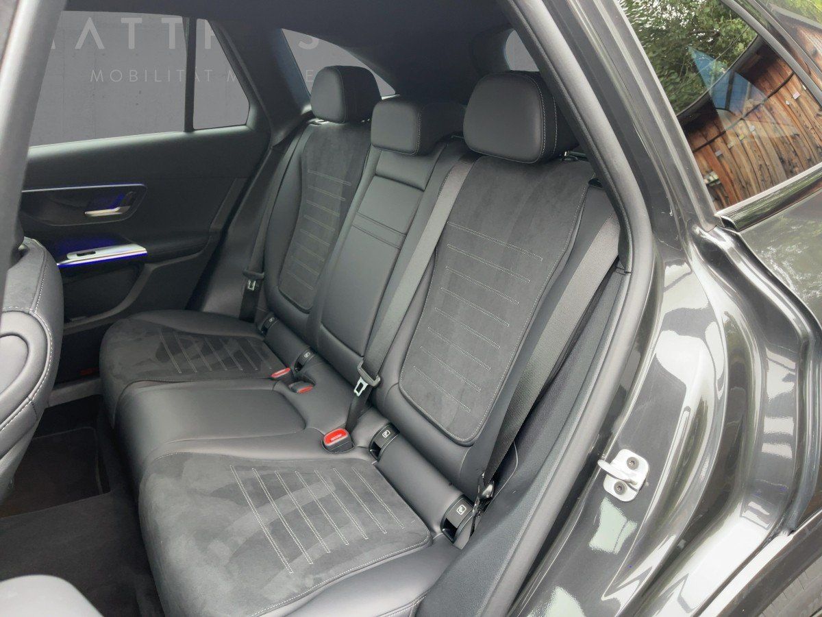Fahrzeugabbildung Mercedes-Benz GLC 220 d 4M AMG/Night/360°/Dig.-Light/AHK