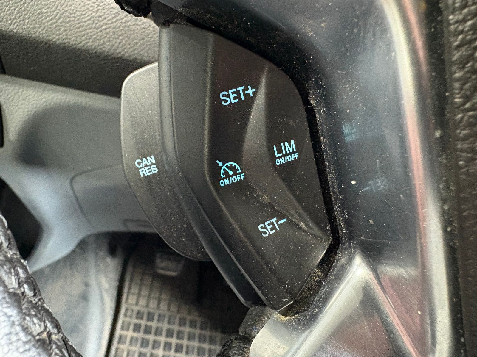 Fahrzeugabbildung Ford Transit Kasten 330 L2 H2Trend/3-SITZ/PDC/KLIMA/