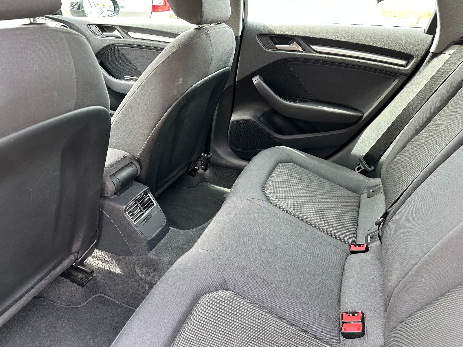 Audi A3 Sportback 30 TDI*AUTOMATIK*NAVI*PDC* foto 20