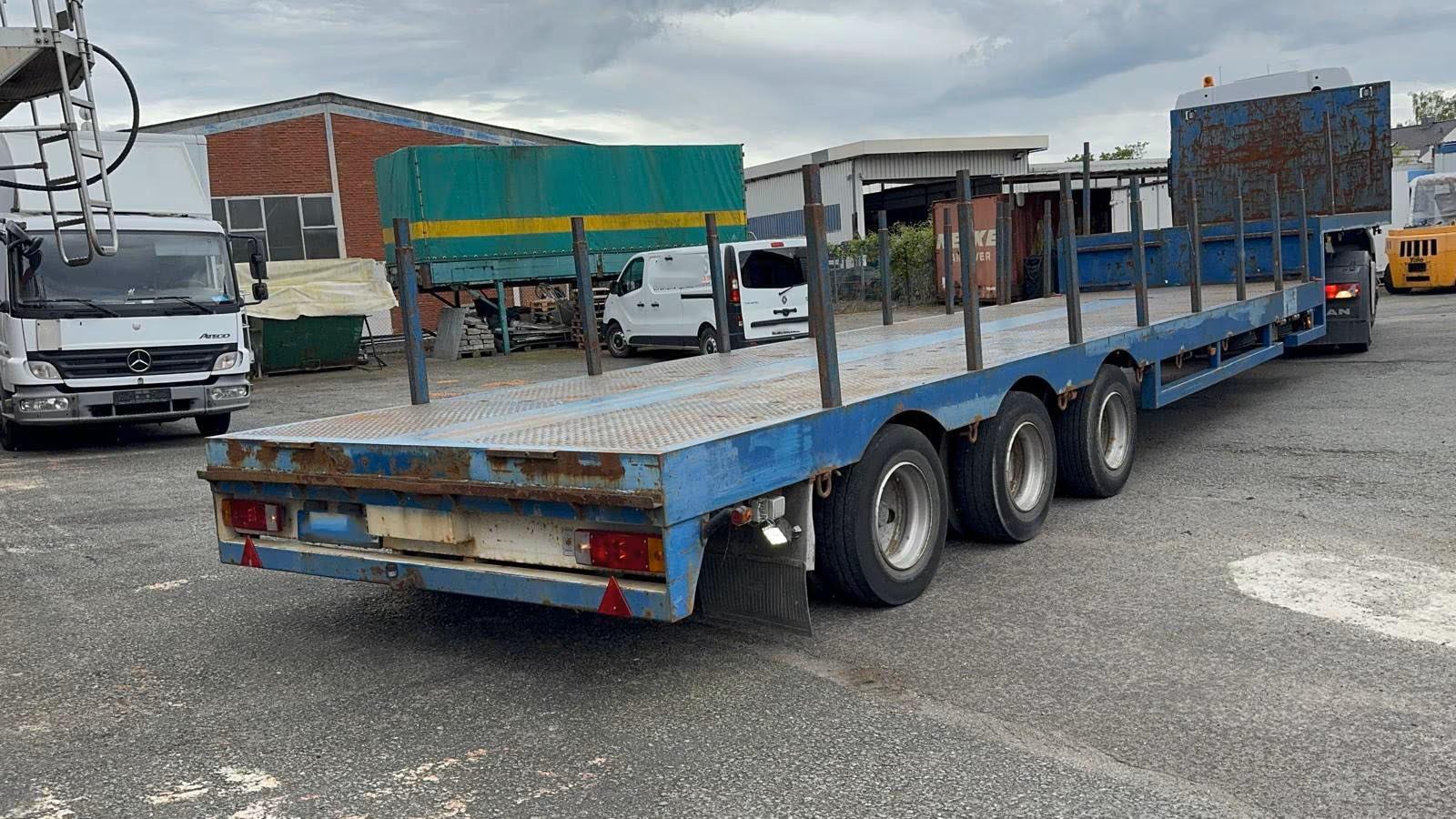 LinTrailers 3-Achs Semi-Tieflader-Low-Loader teleskopierbar