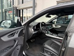 AUDI Q8 50 TDI quattro/ B&O/ MATRIX/ PANORAMA AUDI Q8 50 TDI quattro/ B&O/ MATRIX/ PANORAMA