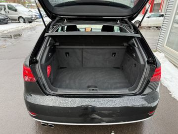 Audi A3 1.4TFSI+S-Line Sport+LED+Navi+SHZ+WR+BT