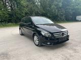 Mercedes-Benz B 180 CDI/Automatik/WENIG-KM/Bluetooth/ - Mercedes-Benz B-Class in München