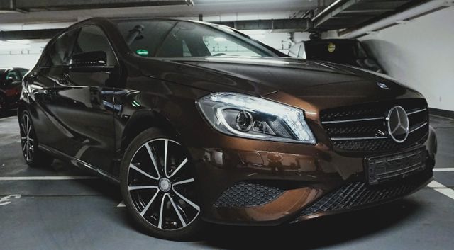 Mercedes-Benz A 250*4MATIC*PANO*KAMERA*AHK*NIGHT PAKET*8xBER.