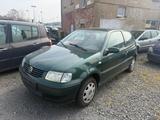 Volkswagen Polo 1,4. 6 N  2.  TÜV - Volkswagen Polo: Grün, 6n