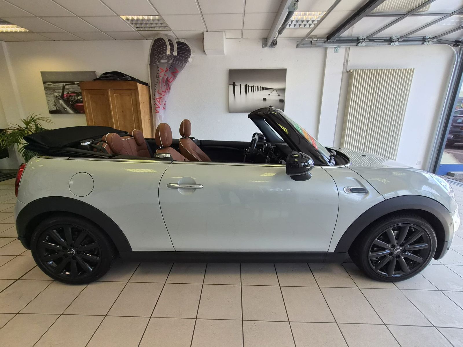 Fahrzeugabbildung MINI Cooper Cabrio,Leder,Navi,Kamera