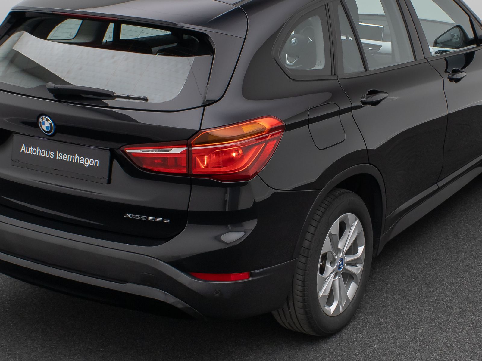 Fahrzeugabbildung BMW X1 xD25e DAB Navi ParkAssist Lordos Geschwindig