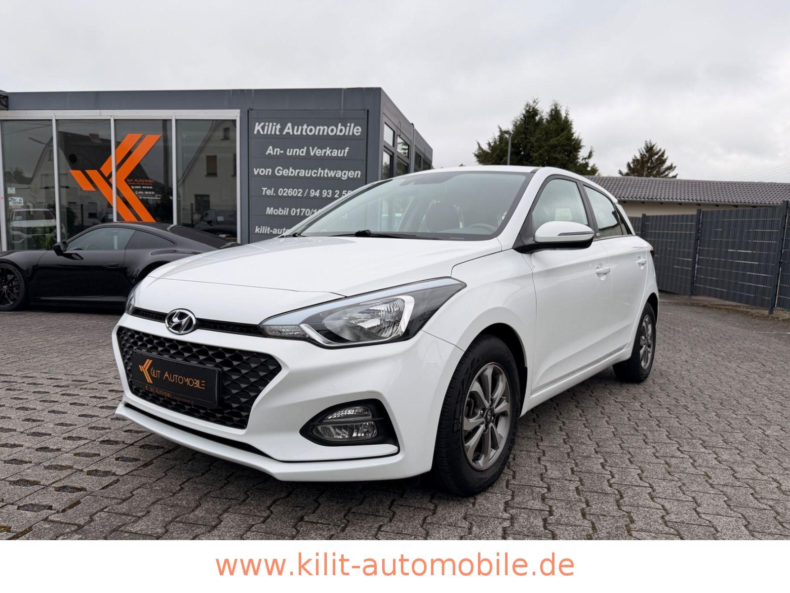 Hyundai i20 Trend *1.HAND+R-KAM+SITZHZG+CARPLAY+15ZOLL*