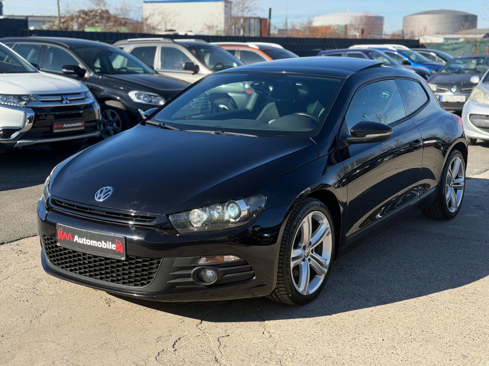 Volkswagen Scirocco 2.0 TDI 130 kW Automatik/Pano/Xenon