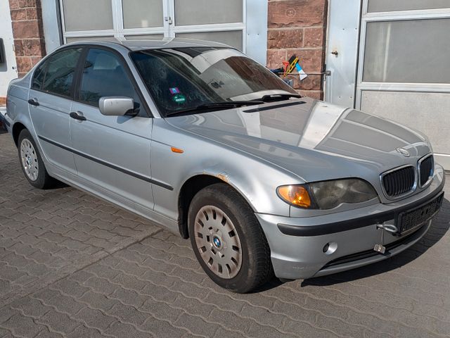 BMW 318i Lim. Brandschaden